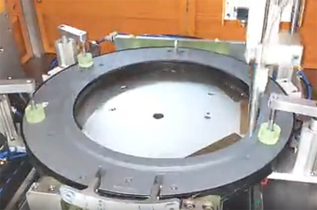 洗衣機鎖螺絲機